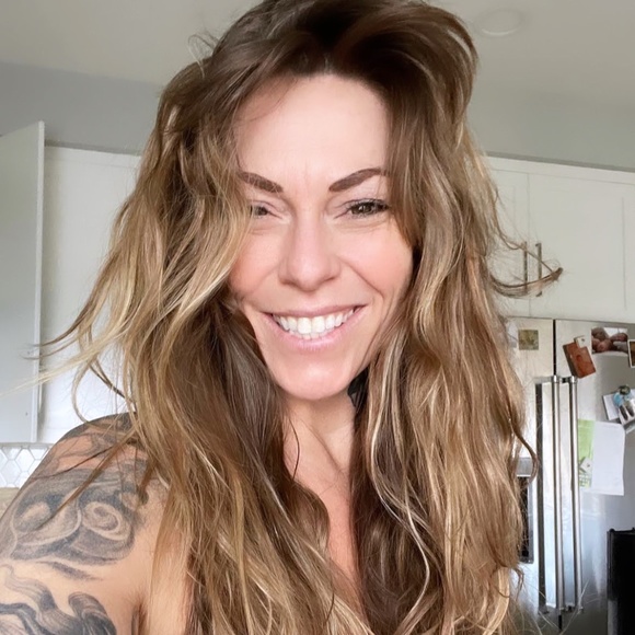 Meet your Posher, Shannon - Picture 1 of 1